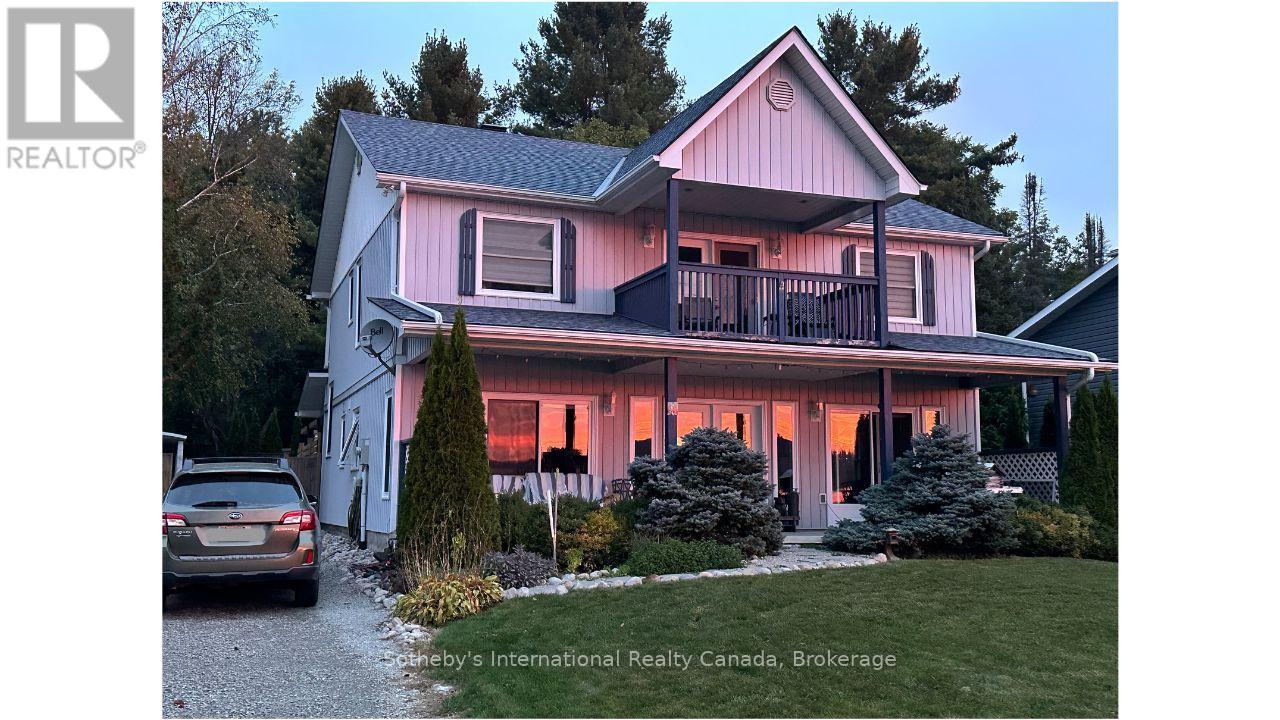 604 Champlain Road, Tiny, Ontario  L9M 0C2 - Photo 3 - S12765292