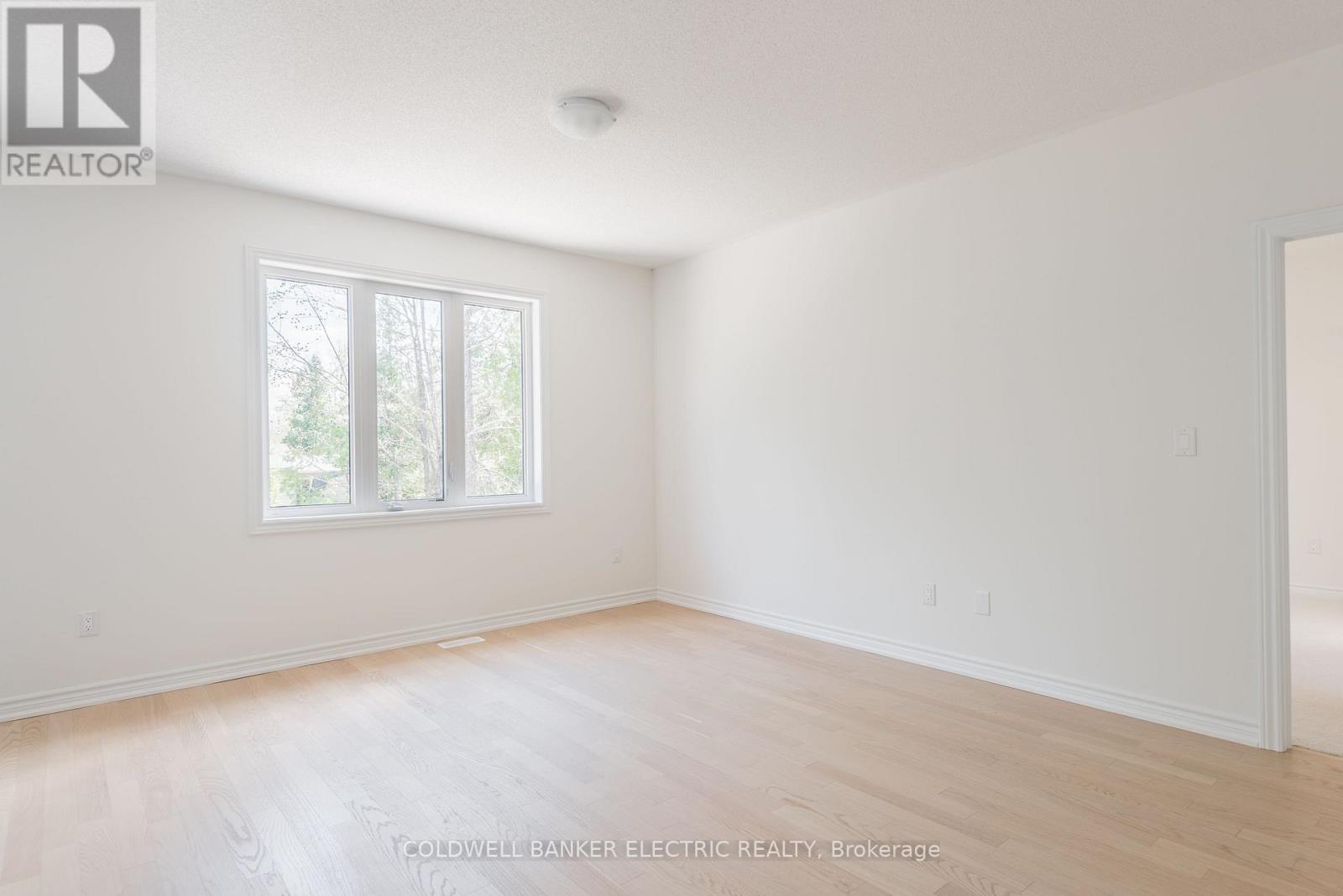 53 Hillcroft Way, Kawartha Lakes, Ontario  K0M 1A0 - Photo 9 - X12796912