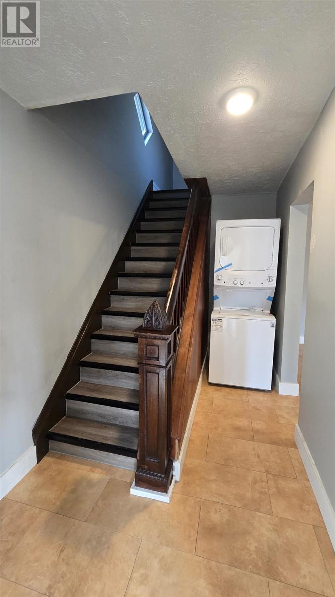 136 Biggings Ave, Sault Ste. Marie, Ontario  P6A 3T9 - Photo 7 - SM253311