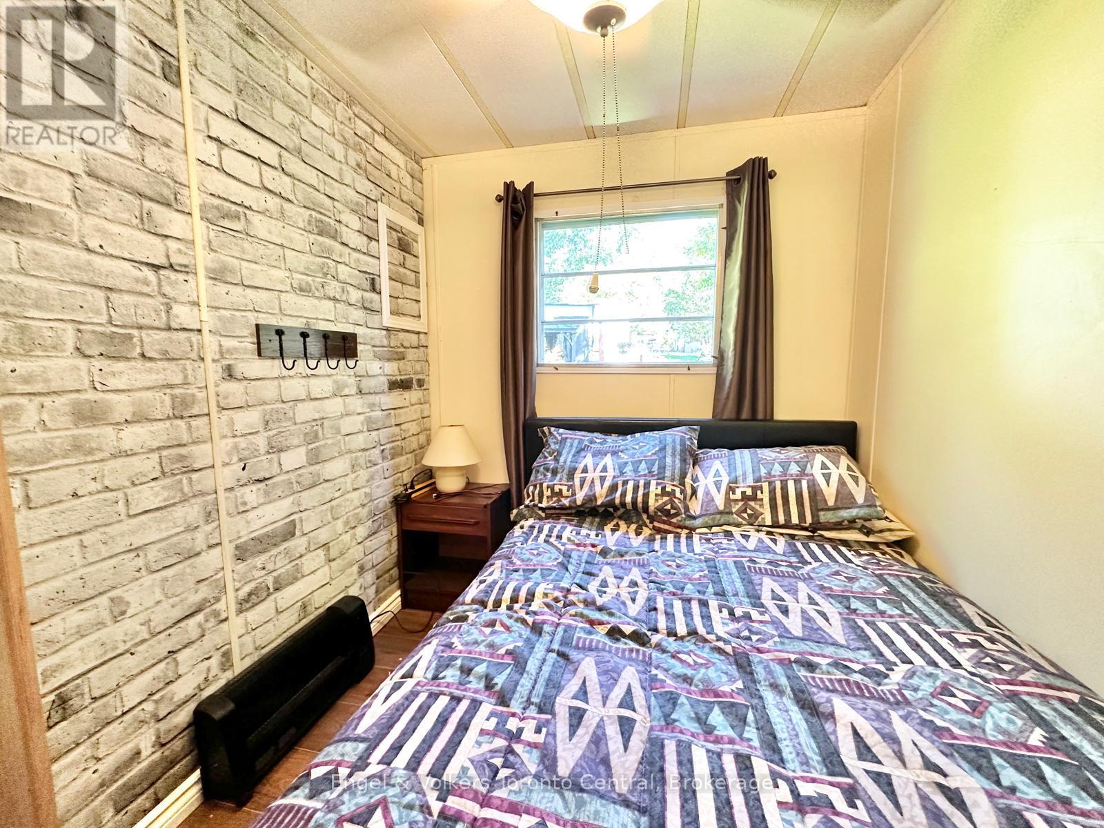 E 14 - 7489 Sideroad 5 E, Wellington North, Ontario  N0G 2L0 - Photo 10 - X12831396