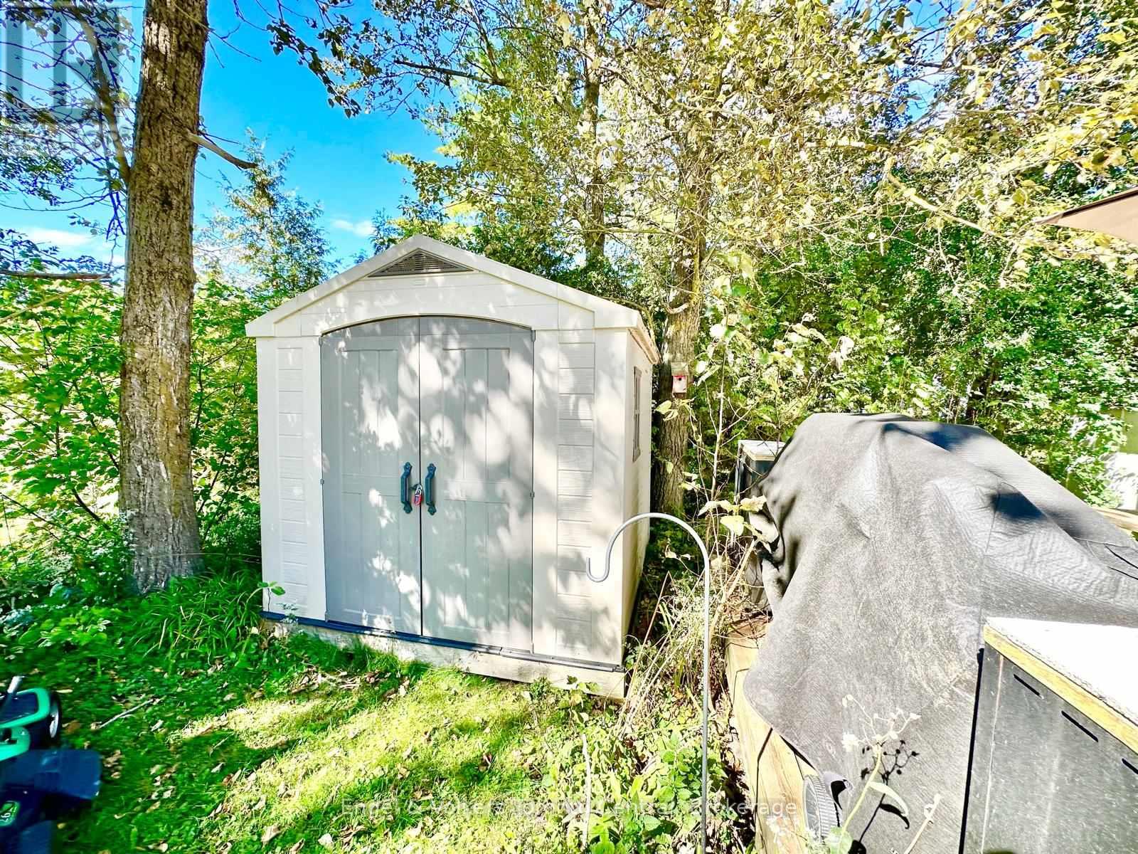 E 14 - 7489 Sideroad 5 E, Wellington North, Ontario  N0G 2L0 - Photo 18 - X12831396