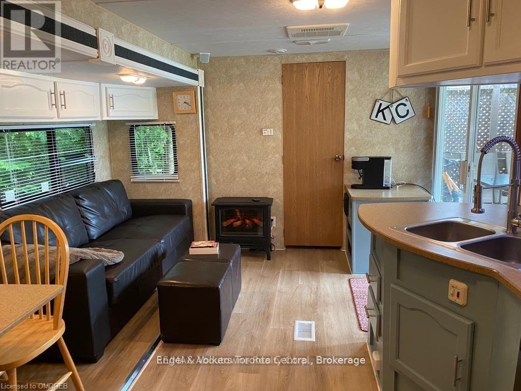 L 9 - 7489 Sideroad 5 E, Wellington North, Ontario  N0G 2L0 - Photo 7 - X12831414