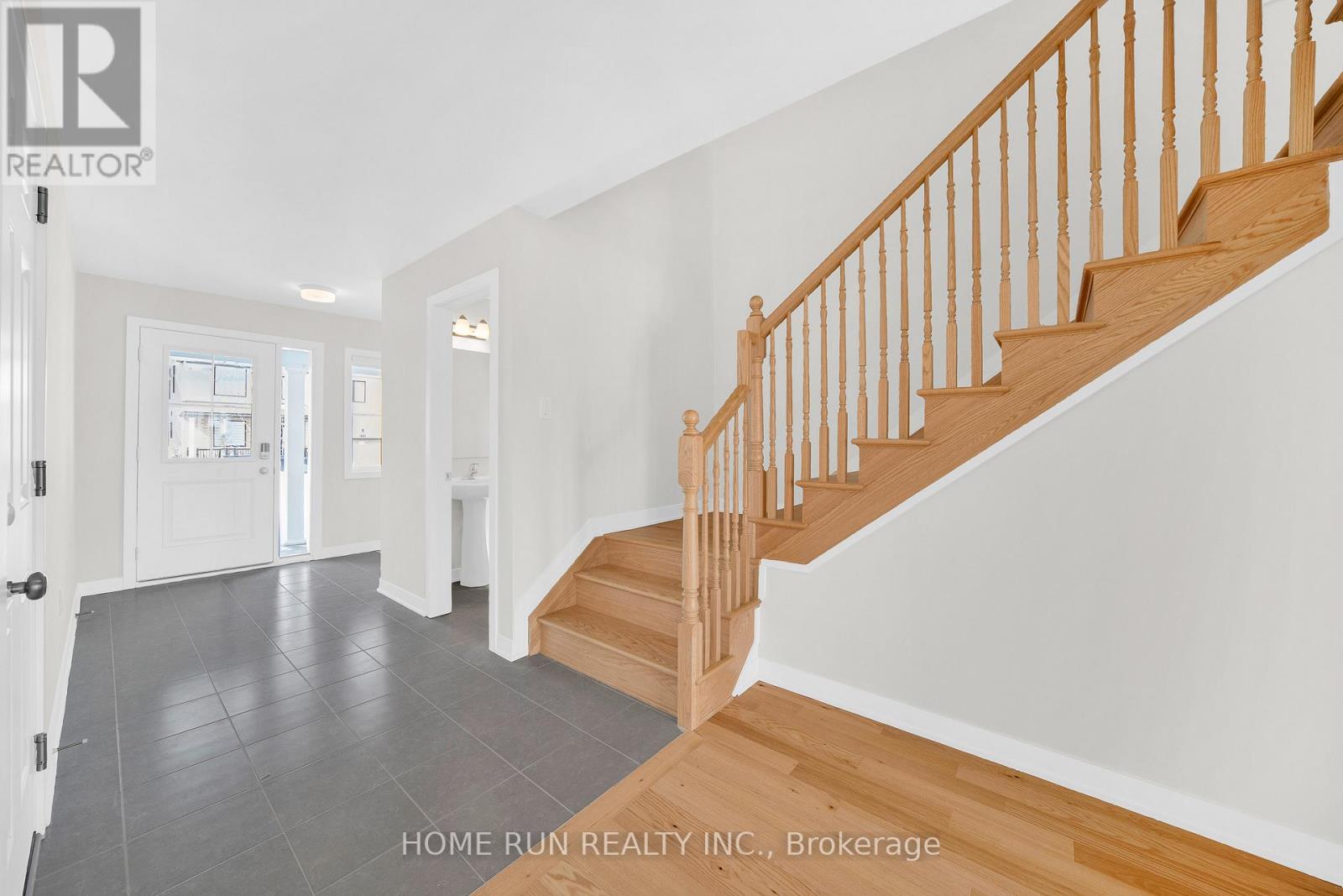 124 Tonic Crescent, Ottawa, Ontario  K2W 0N1 - Photo 5 - X12831362