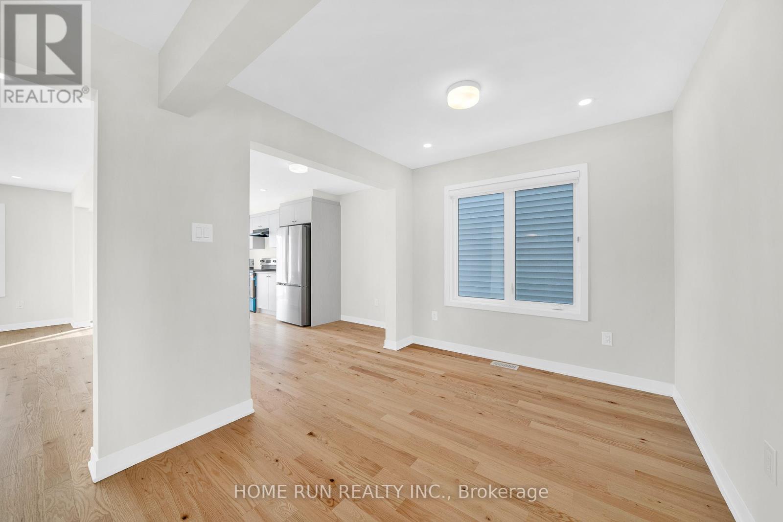 124 Tonic Crescent, Ottawa, Ontario  K2W 0N1 - Photo 6 - X12831362