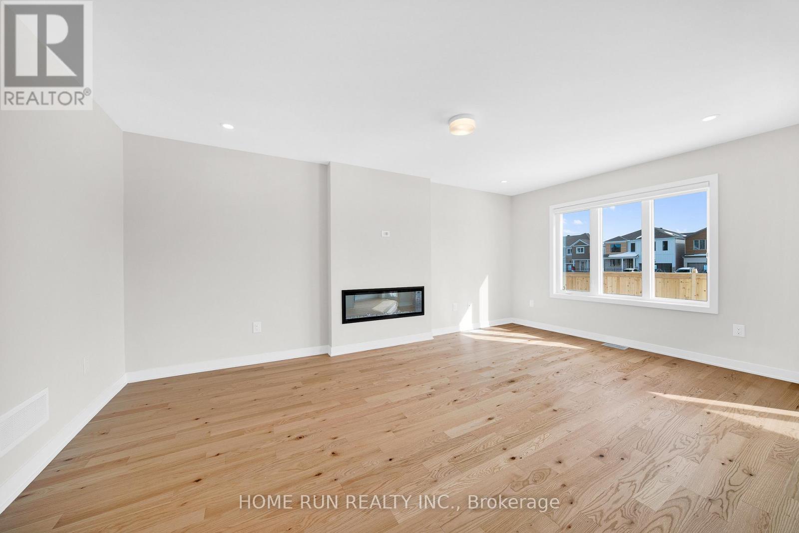 124 Tonic Crescent, Ottawa, Ontario  K2W 0N1 - Photo 8 - X12831362