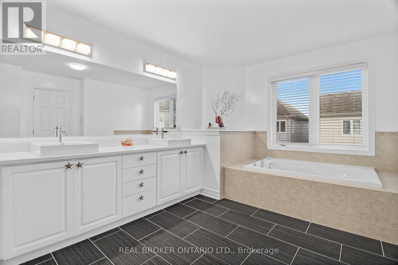 3454 River Run Avenue, Ottawa, Ontario  K2J 0R8 - Photo 14 - X12831364