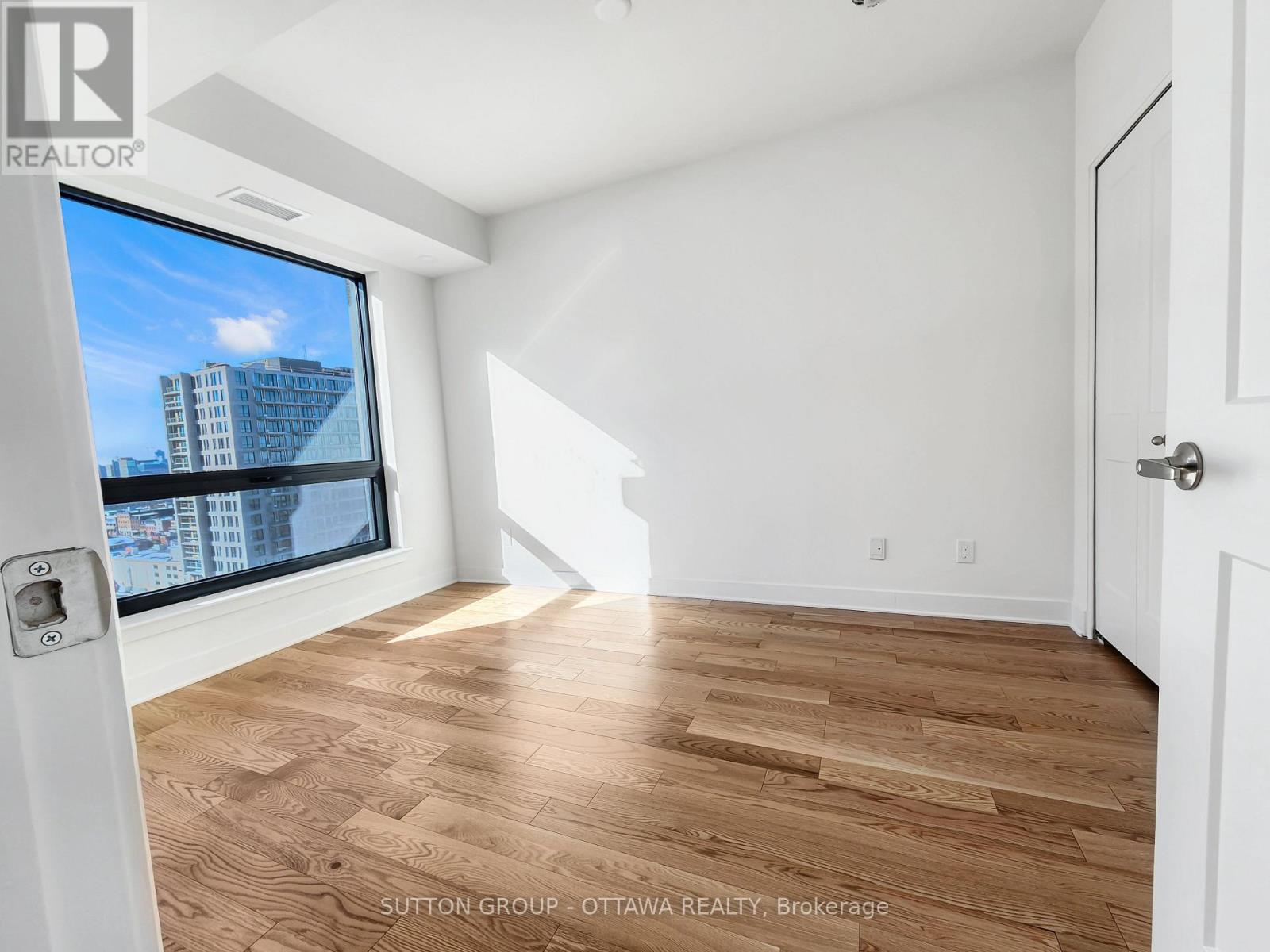 1701 - 180 George Street, Ottawa, Ontario  K1N 0G8 - Photo 17 - X12831372