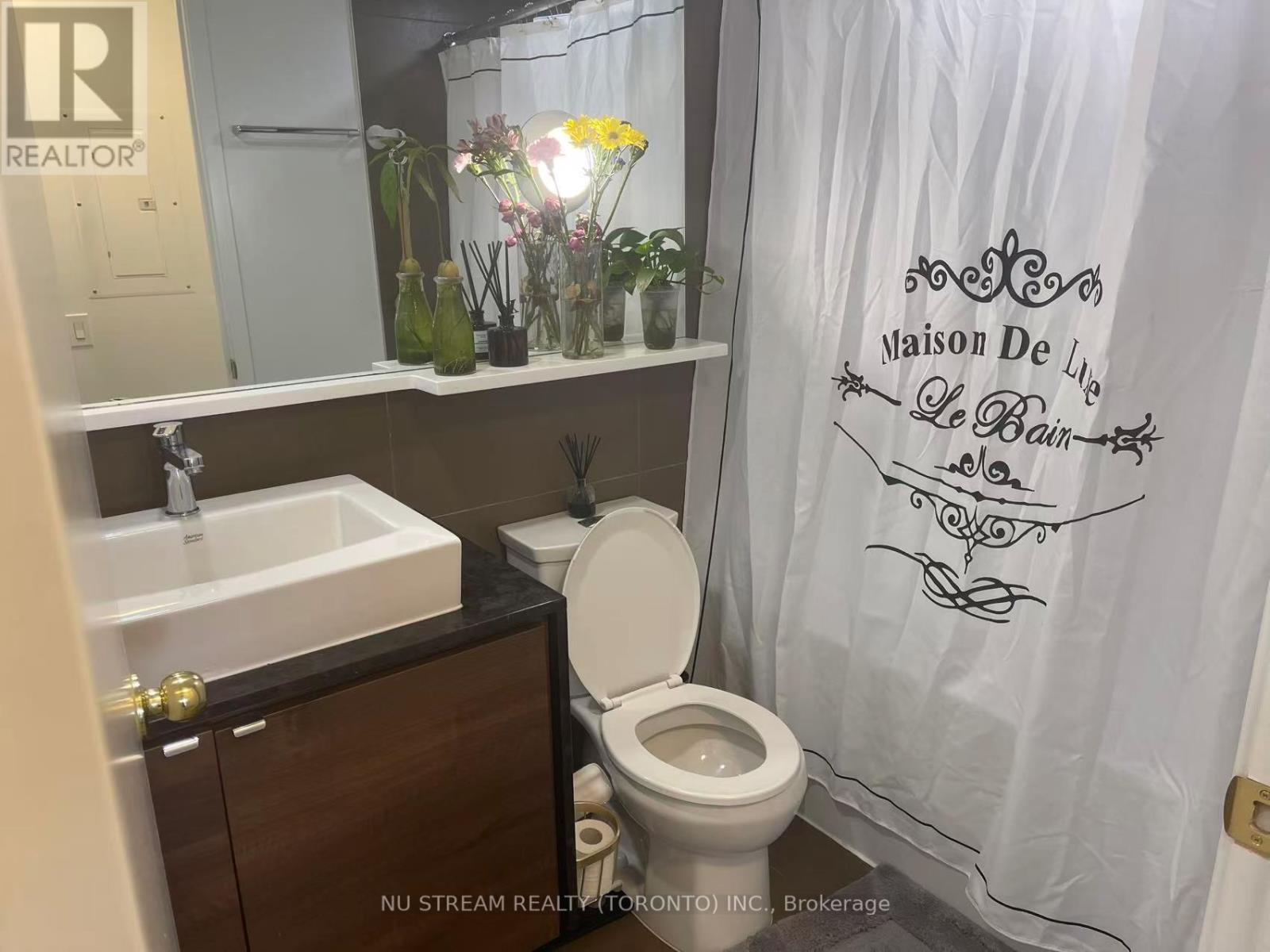 1606 - 121 Mcmahon Drive, Toronto, Ontario  M2K 0C1 - Photo 8 - C12831318