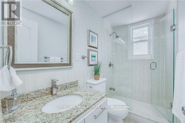 174 Coxwell Avenue, Toronto, Ontario  M4L 3B2 - Photo 14 - E12831350