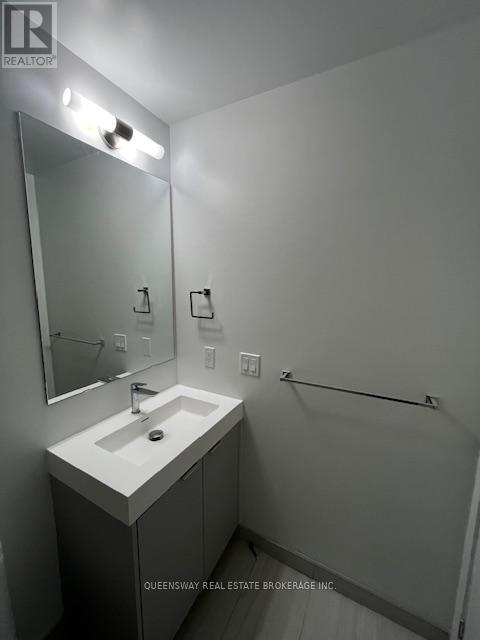 620 - 498 Caldari Road, Vaughan, Ontario  L4K 0R6 - Photo 8 - N12831378