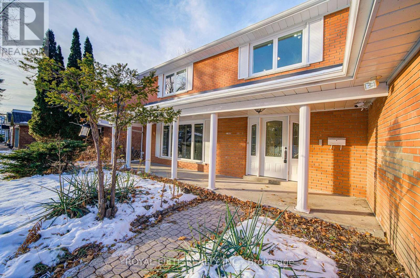 40 Squire Baker's Lane, Markham, Ontario  L3P 3G9 - Photo 2 - N12831390