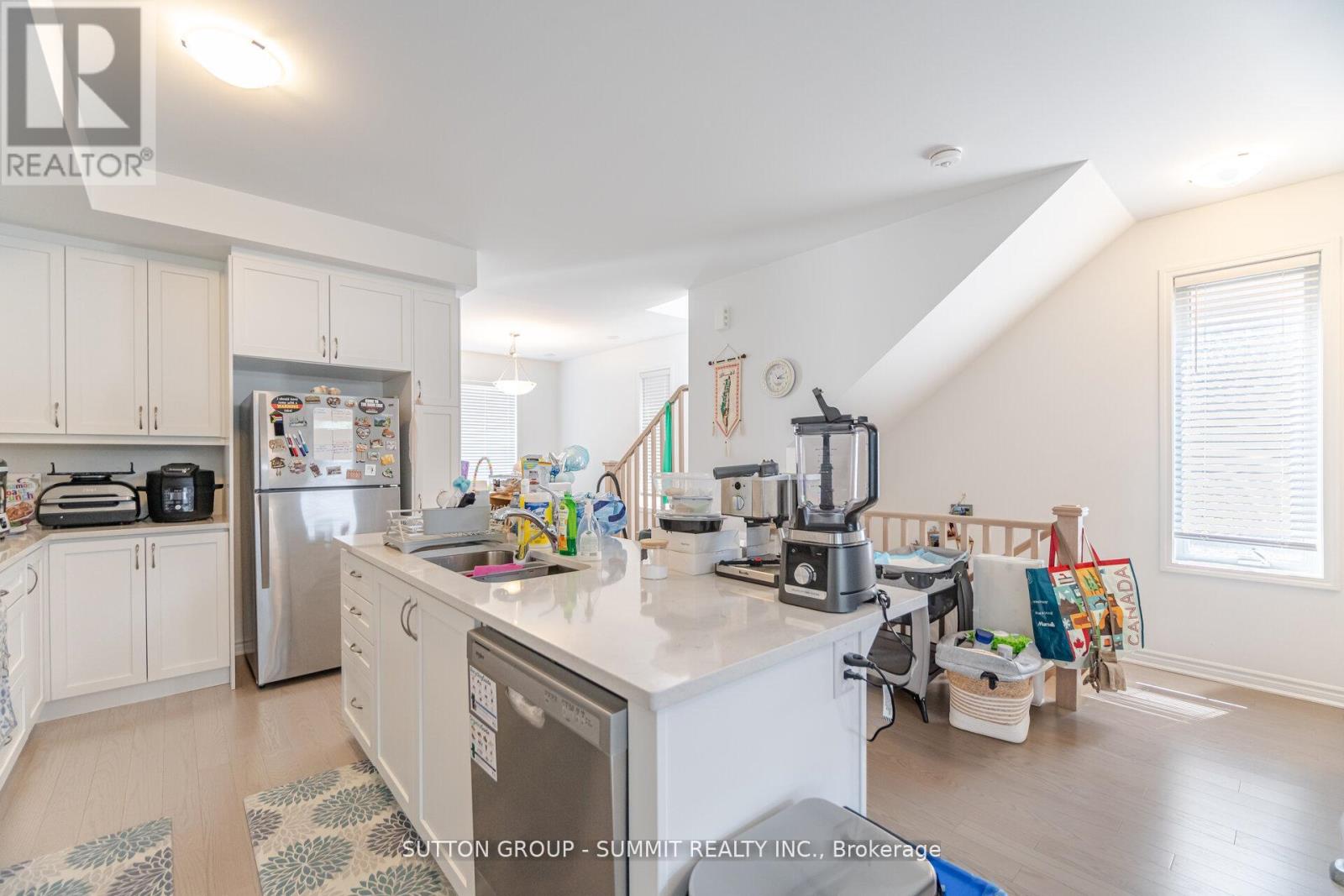 5206 Viola Desmond Drive, Mississauga, Ontario  L5M 2S7 - Photo 10 - W12831324