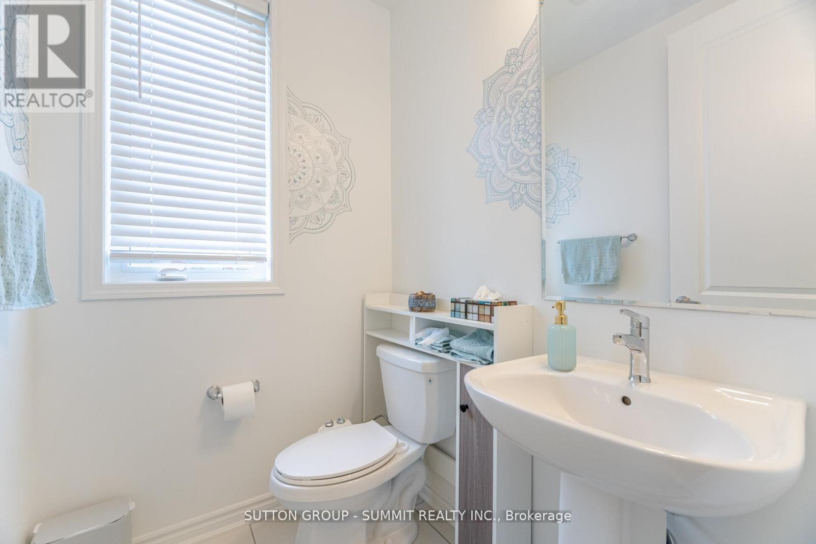 5206 Viola Desmond Drive, Mississauga, Ontario  L5M 2S7 - Photo 8 - W12831324