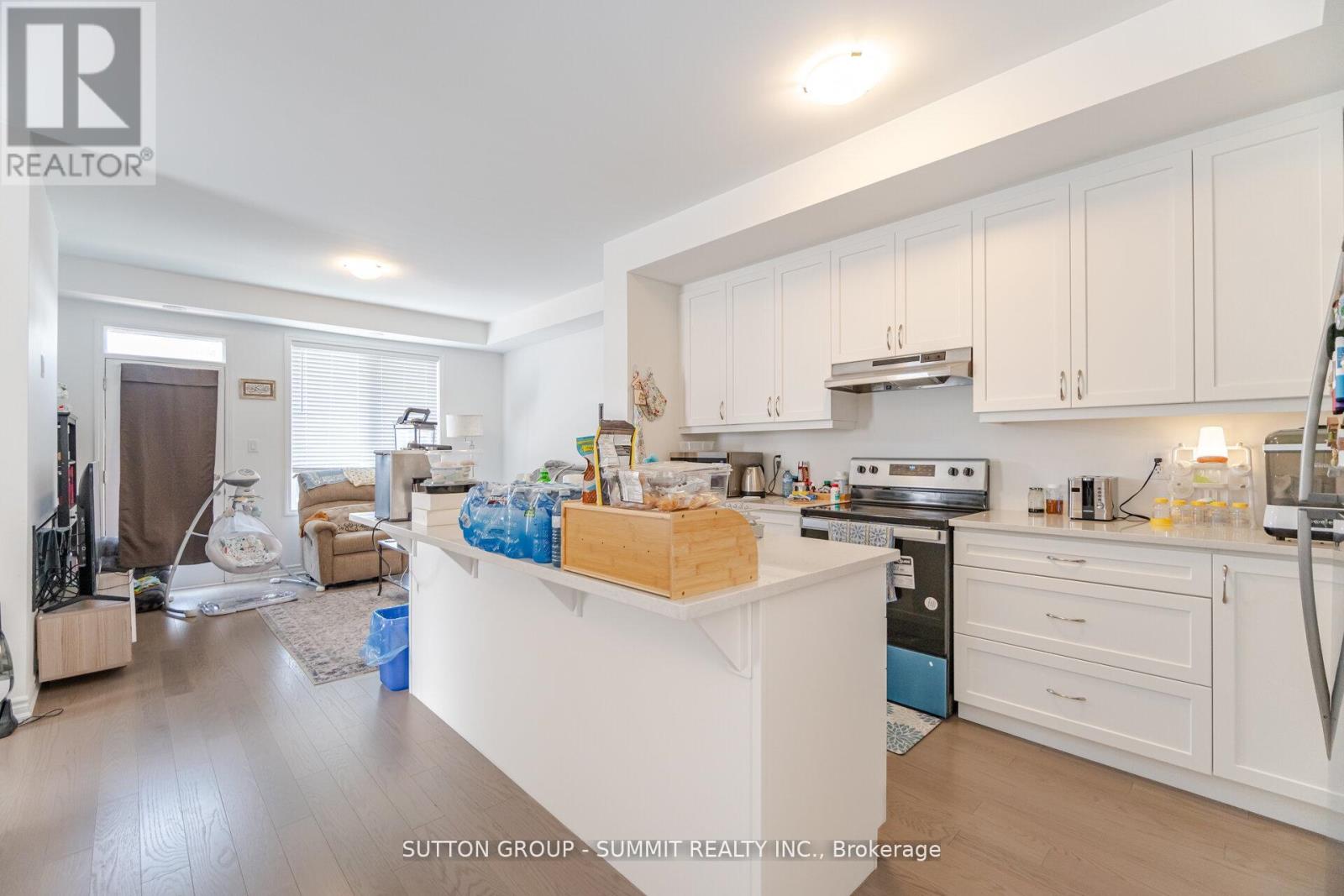 5206 Viola Desmond Drive, Mississauga, Ontario  L5M 2S7 - Photo 9 - W12831324