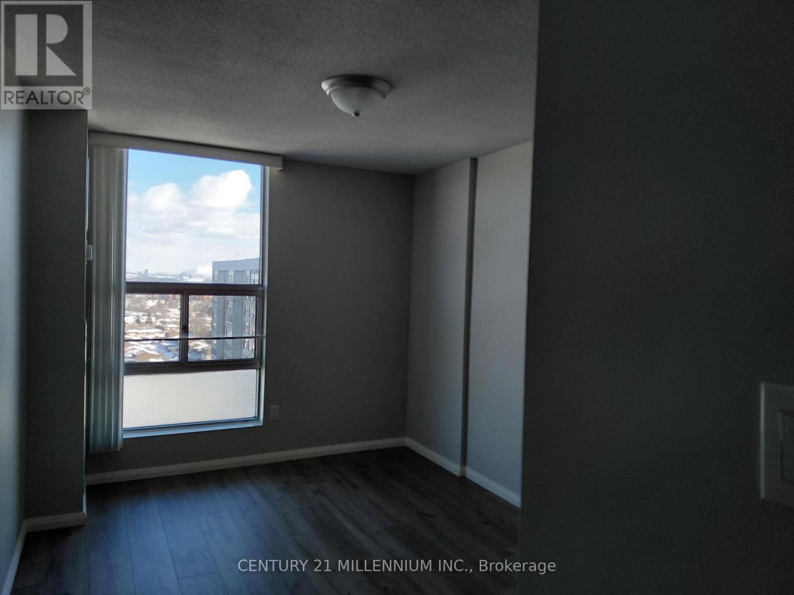 1903 - 15 Kensington Road, Brampton, Ontario  L6T 3W2 - Photo 6 - W12831332