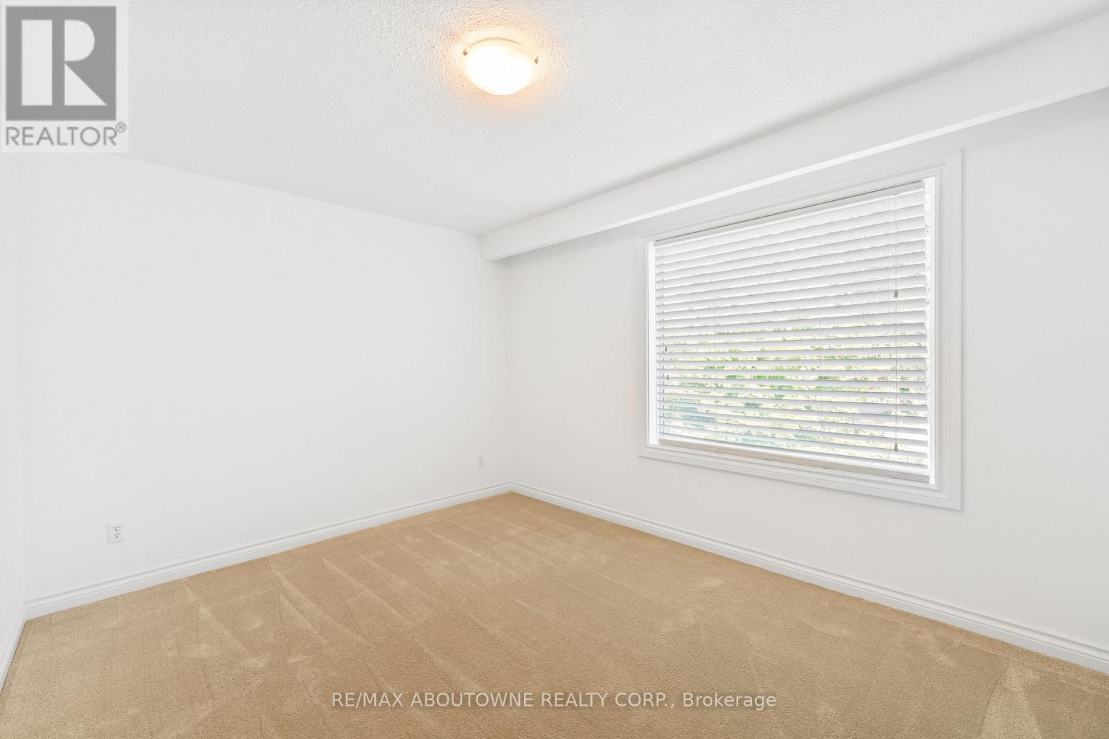 20 Arkendo Drive, Oakville, Ontario  L6J 5T9 - Photo 26 - W12831352