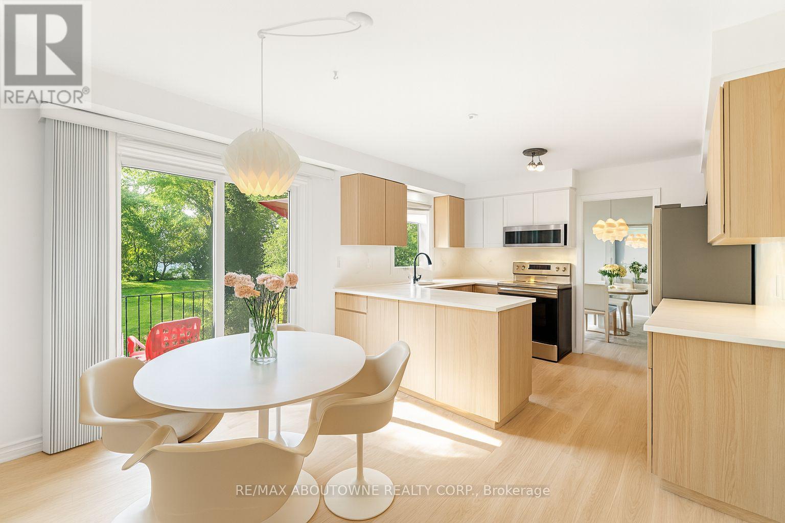 20 Arkendo Drive, Oakville, Ontario  L6J 5T9 - Photo 37 - W12831352