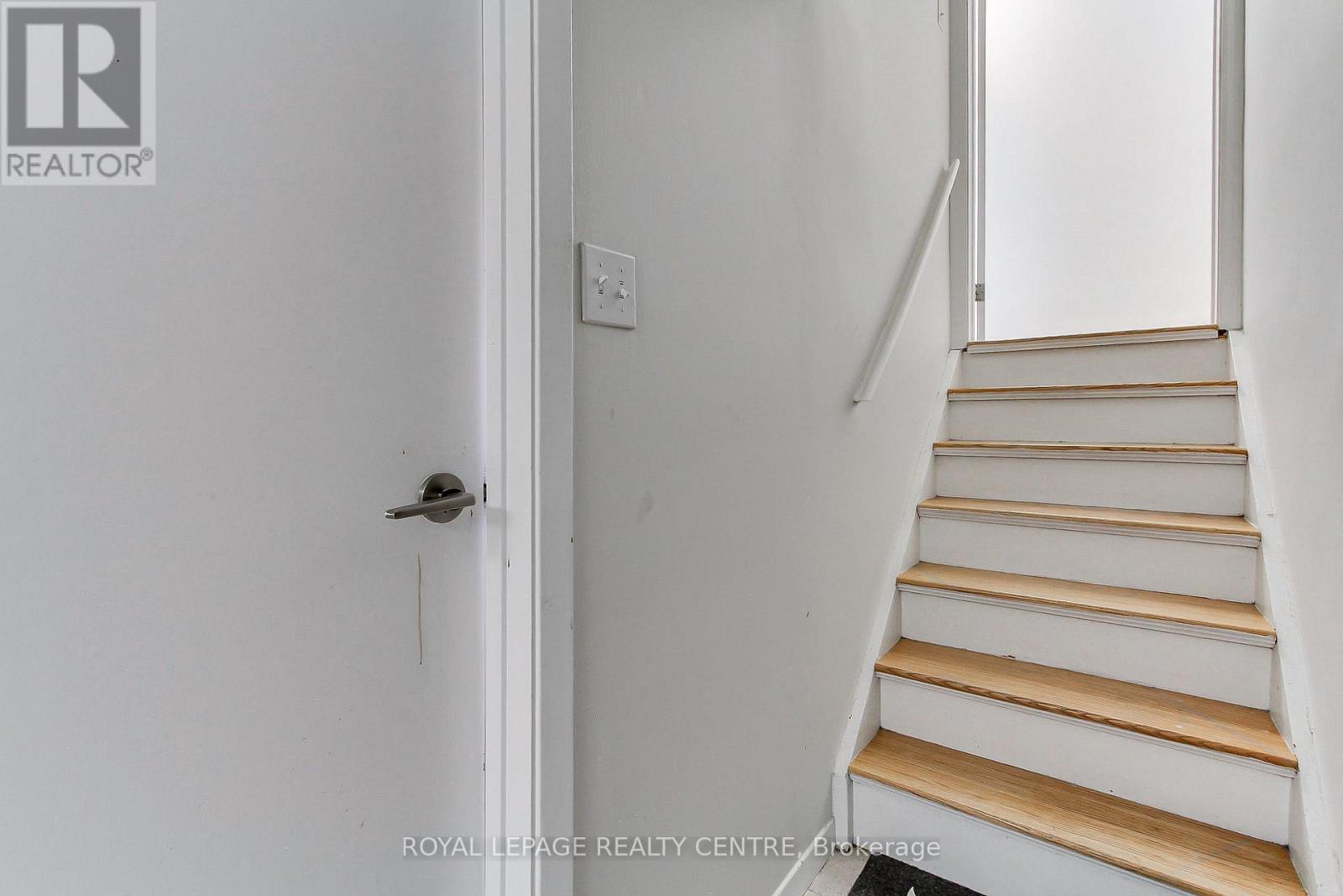 2039 Davebrook Road, Mississauga, Ontario  L5J 3M4 - Photo 38 - W12831366