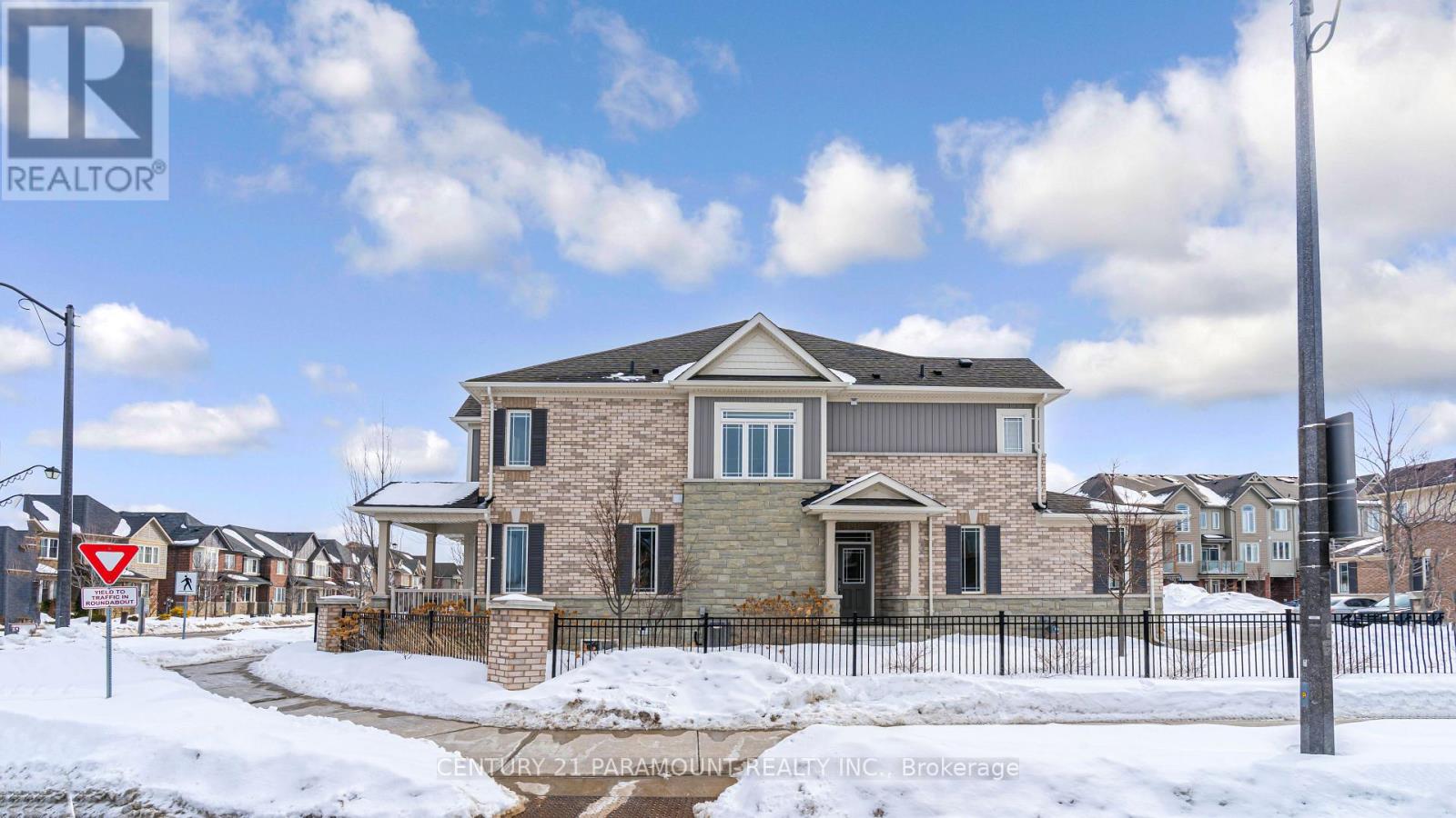 1 Dawn Lane, Caledon, Ontario  L7C 4H2 - Photo 9 - W12831406