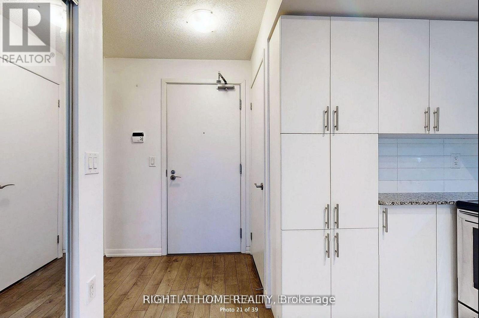 513 - 3091 Dufferin Street, Toronto, Ontario  M6A 0C4 - Photo 21 - W12831410