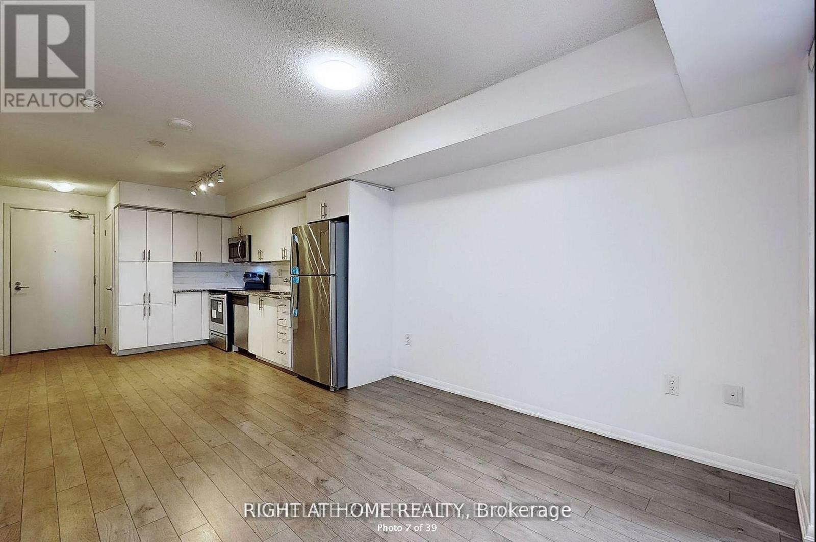 513 - 3091 Dufferin Street, Toronto, Ontario  M6A 0C4 - Photo 6 - W12831410