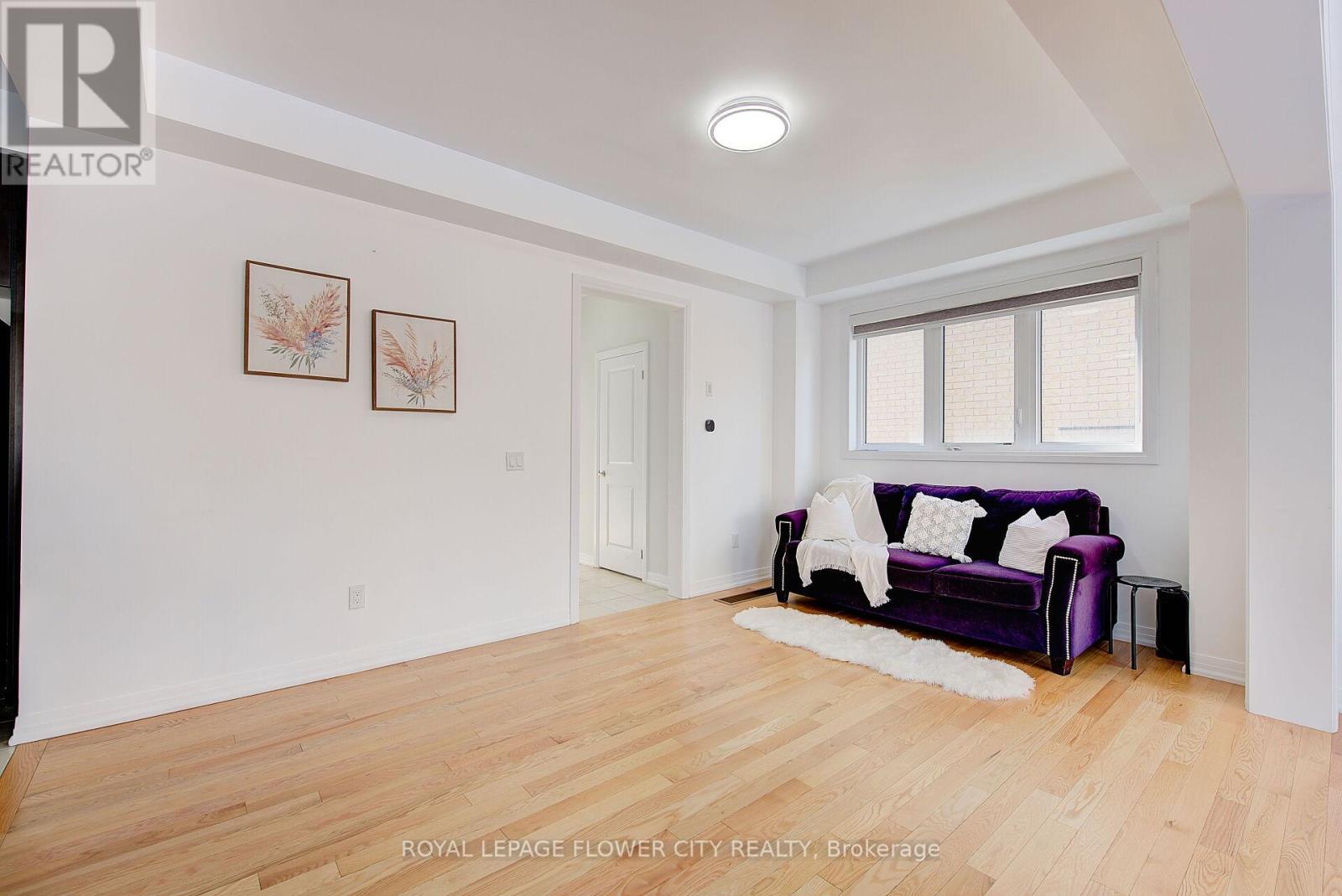 149 Silverwood Crescent, Woodstock, Ontario  N4T 0M6 - Photo 11 - X12831348