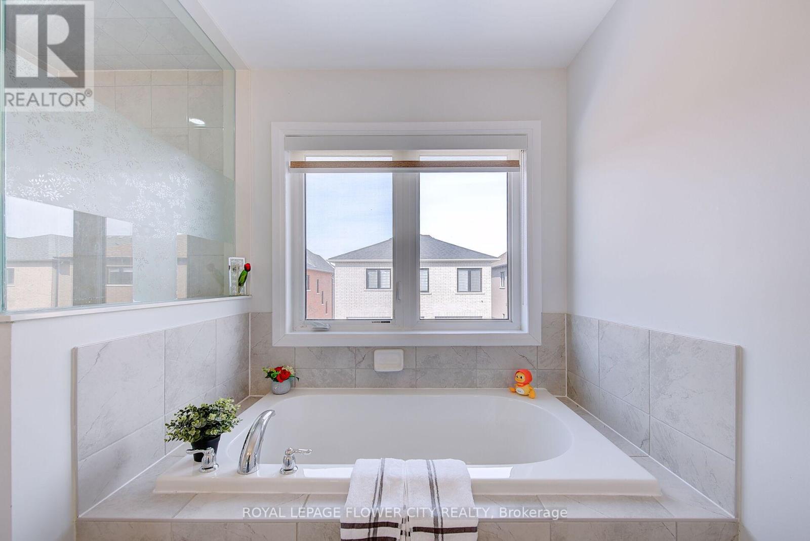 149 Silverwood Crescent, Woodstock, Ontario  N4T 0M6 - Photo 38 - X12831348