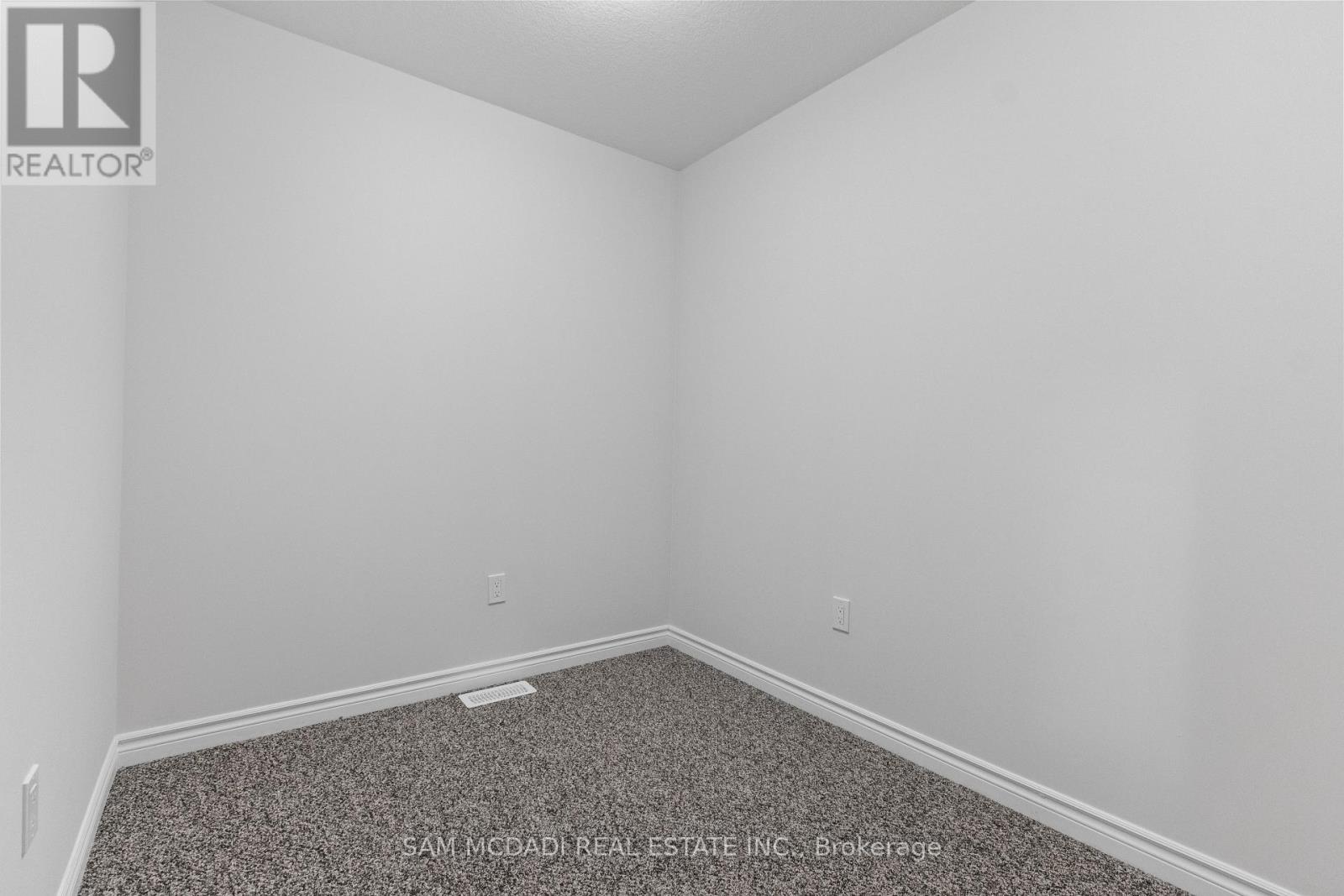 157 - 677 Park Road N, Brantford, Ontario  N3R 0C2 - Photo 21 - X12831392