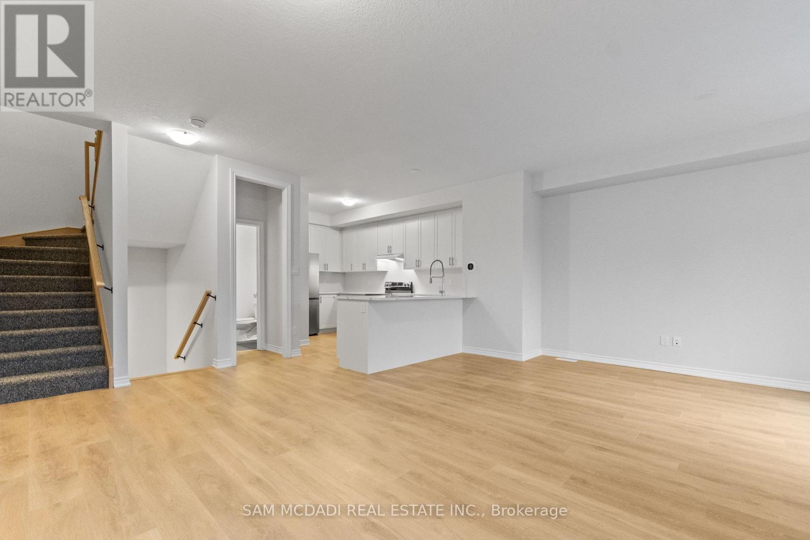 157 - 677 Park Road N, Brantford, Ontario  N3R 0C2 - Photo 5 - X12831392