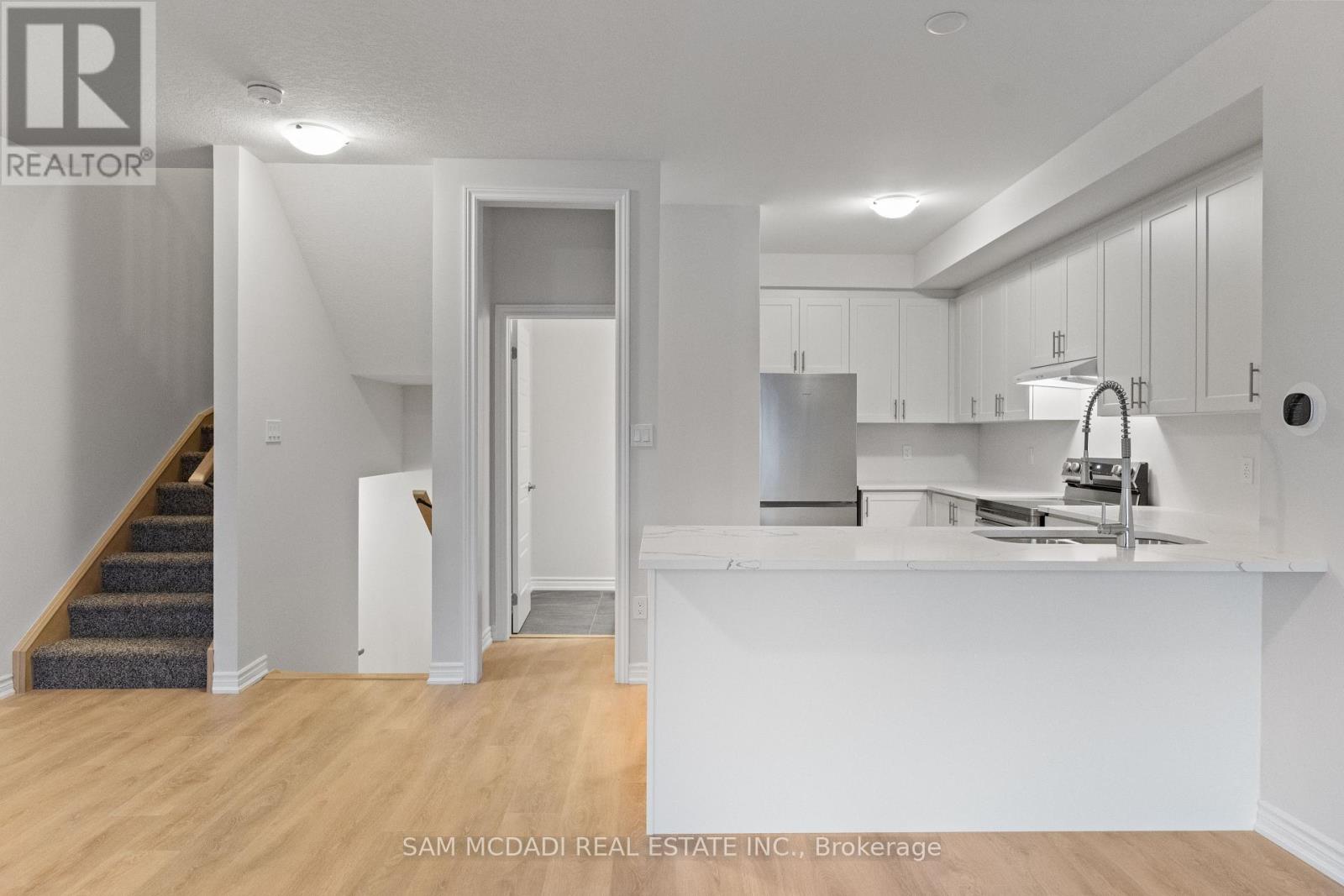 157 - 677 Park Road N, Brantford, Ontario  N3R 0C2 - Photo 7 - X12831392