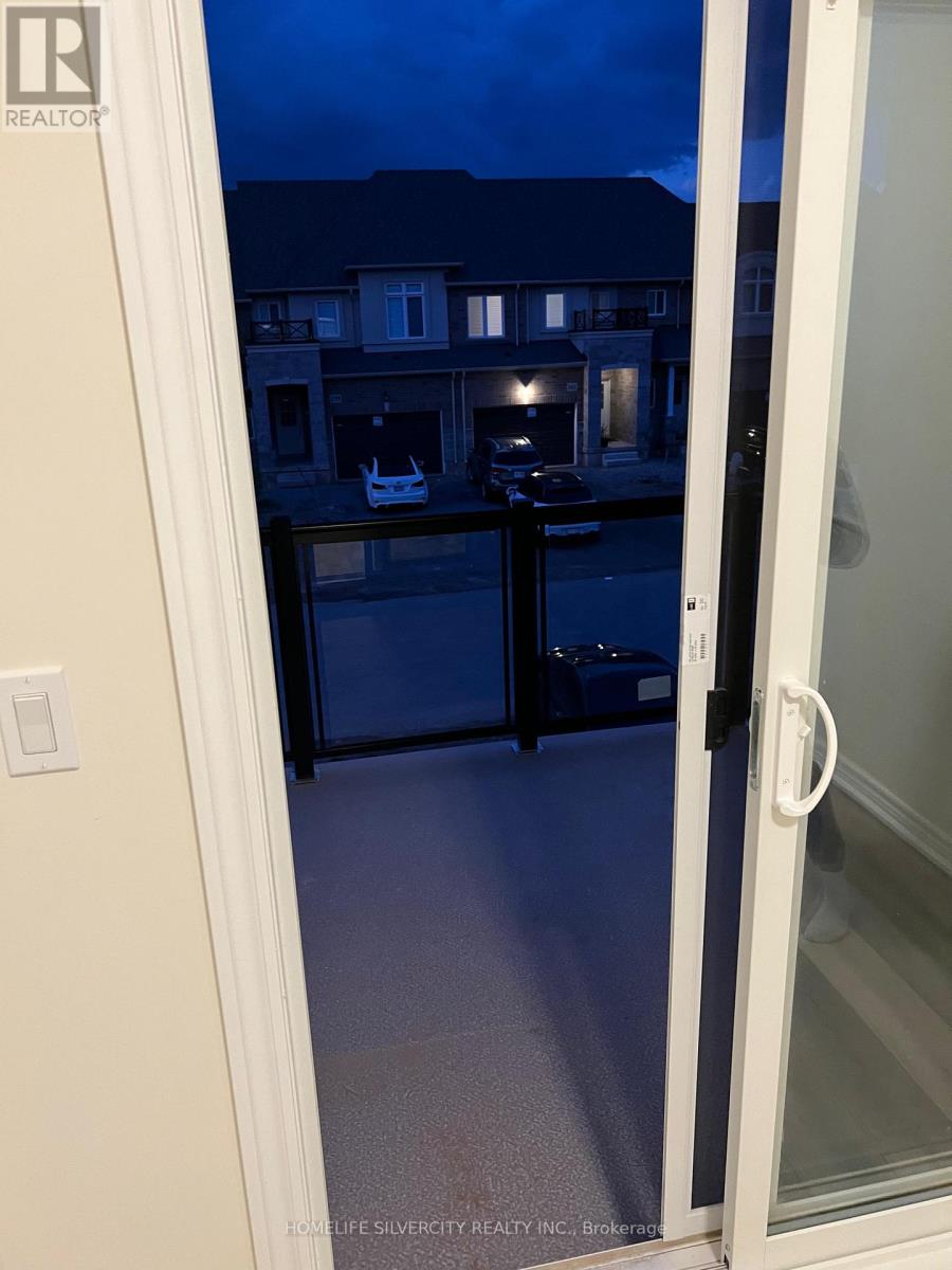 154 Sonoma Lane, Hamilton, Ontario  L8E 0L1 - Photo 4 - X12831394