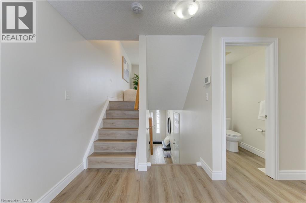 68 Max Becker Drive, Kitchener, Ontario  N2E 3V8 - Photo 18 - 40806902