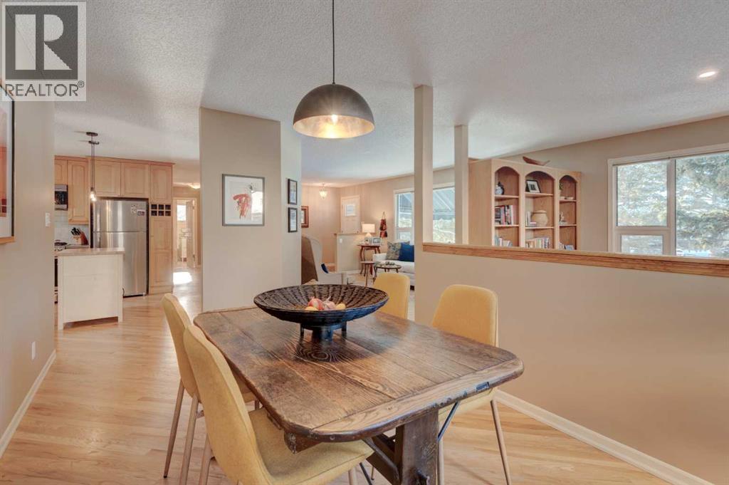 9 Mountain Place, Okotoks, Alberta  T1S 1G7 - Photo 12 - A2282183