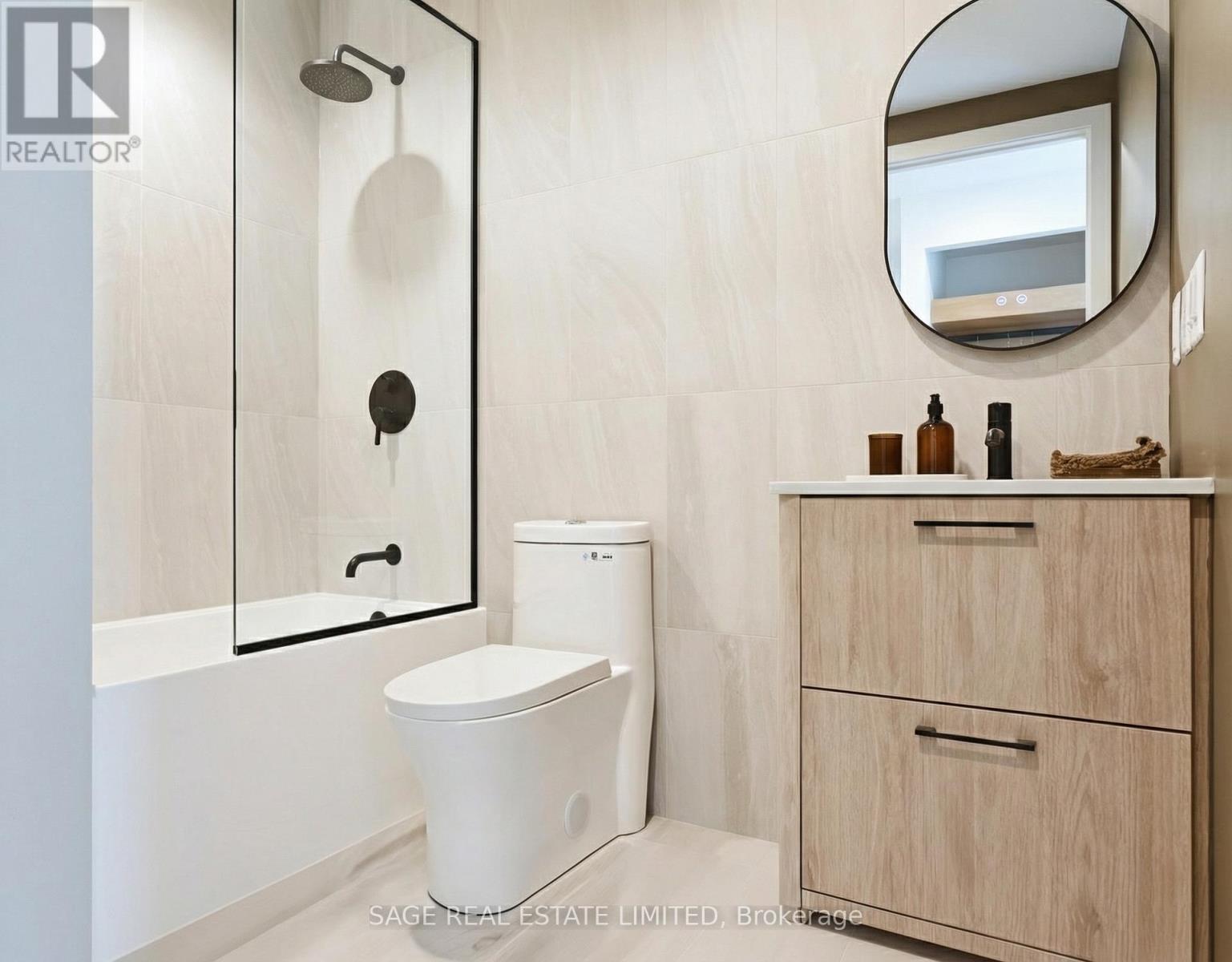 101 - 109 Erskine Avenue, Toronto, Ontario  M4P 1Y5 - Photo 9 - C12813410