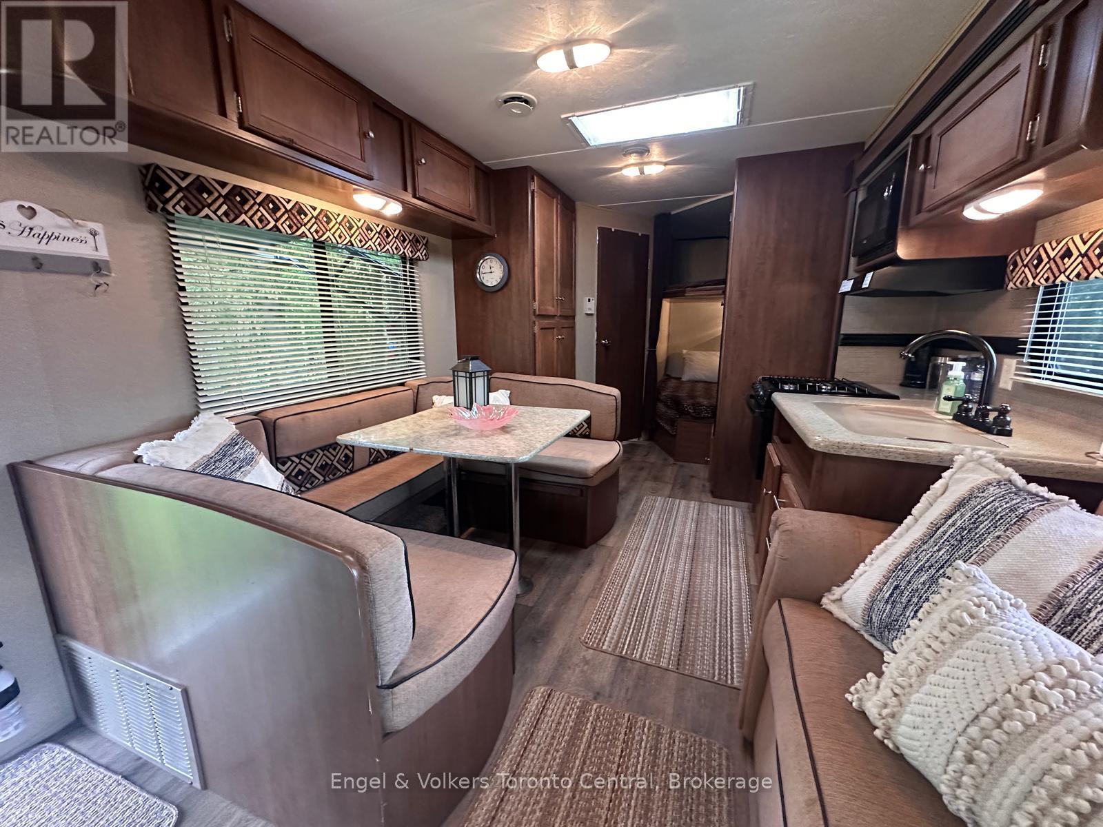 W 32 - 7489 Sideroad 5 E, Wellington North, Ontario  N0G 2L0 - Photo 6 - X12831426