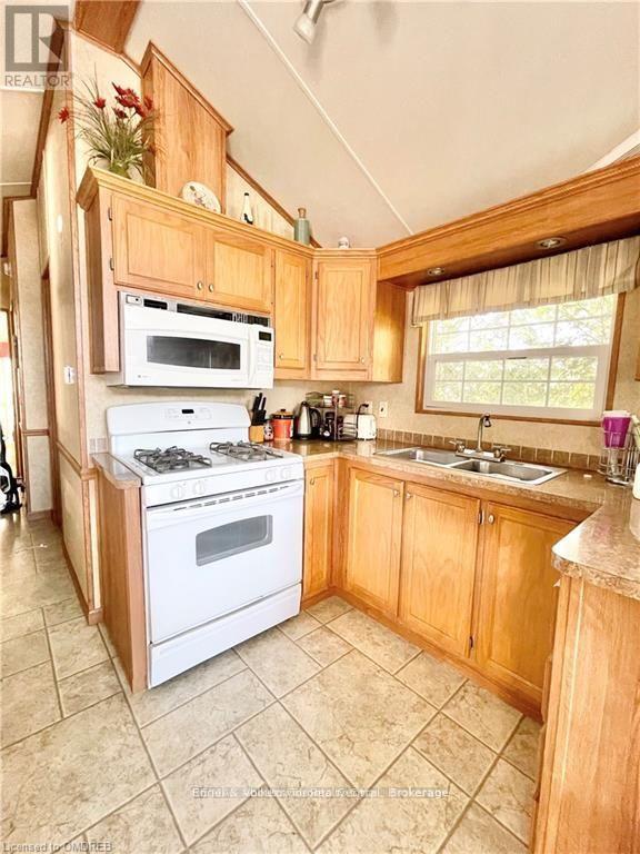 T106 - 7489 Sideroad 5 E, Wellington North, Ontario  N0G 2L0 - Photo 10 - X12831438