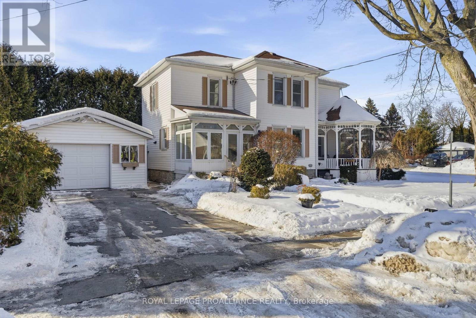 47 PAUL STREET, Prince Edward County, Ontario