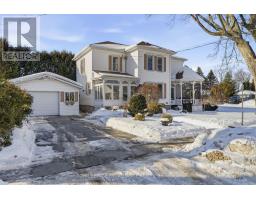 47 PAUL STREET, Prince Edward County, Ontario