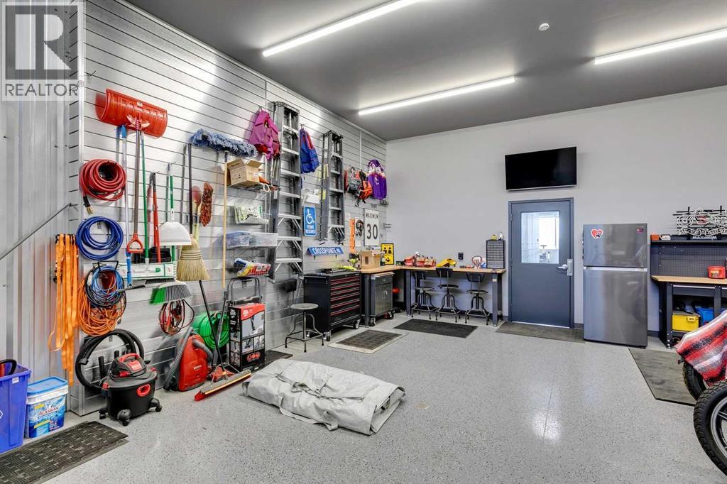 1, 261065 Wagon Wheel Way, Rural Rocky View County, Alberta T4A 0E2 - Photo 13 - A2281133