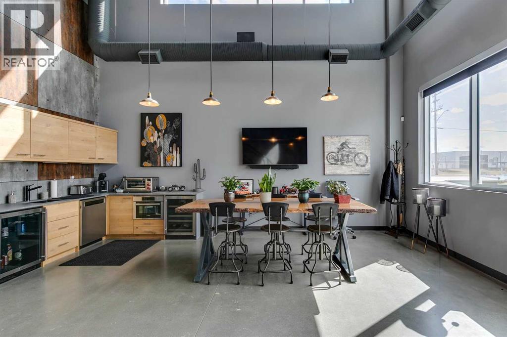 1, 261065 Wagon Wheel Way, Rural Rocky View County, Alberta T4A 0E2 - Photo 2 - A2281133