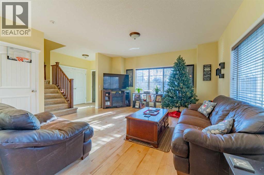 142 West Pointe Circle, Cochrane, Alberta  T4C 0C2 - Photo 34 - A2281503