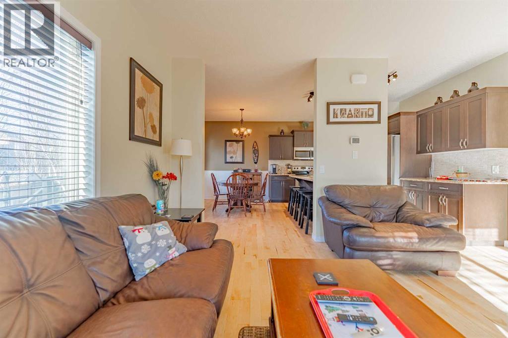 142 West Pointe Circle, Cochrane, Alberta  T4C 0C2 - Photo 22 - A2281503