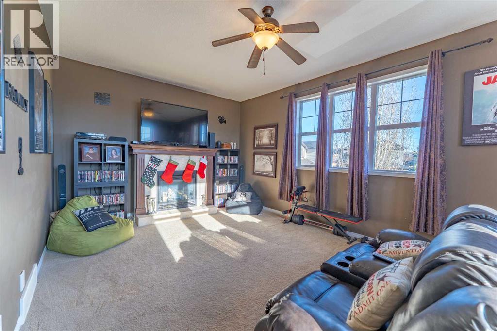 142 West Pointe Circle, Cochrane, Alberta  T4C 0C2 - Photo 18 - A2281503