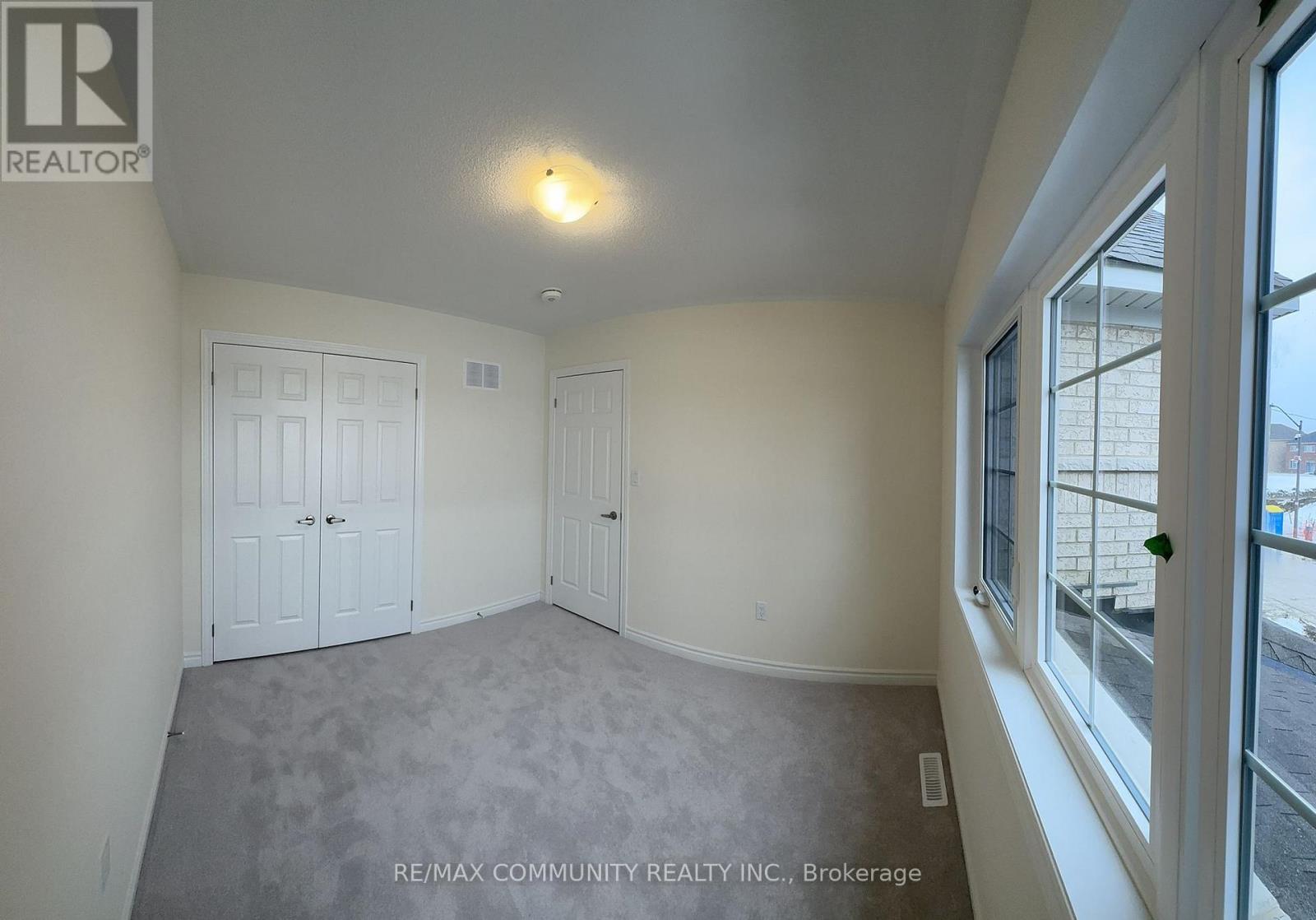 59 Mountainside Crescent, Whitby, Ontario  L1R 0P4 - Photo 7 - E12831448