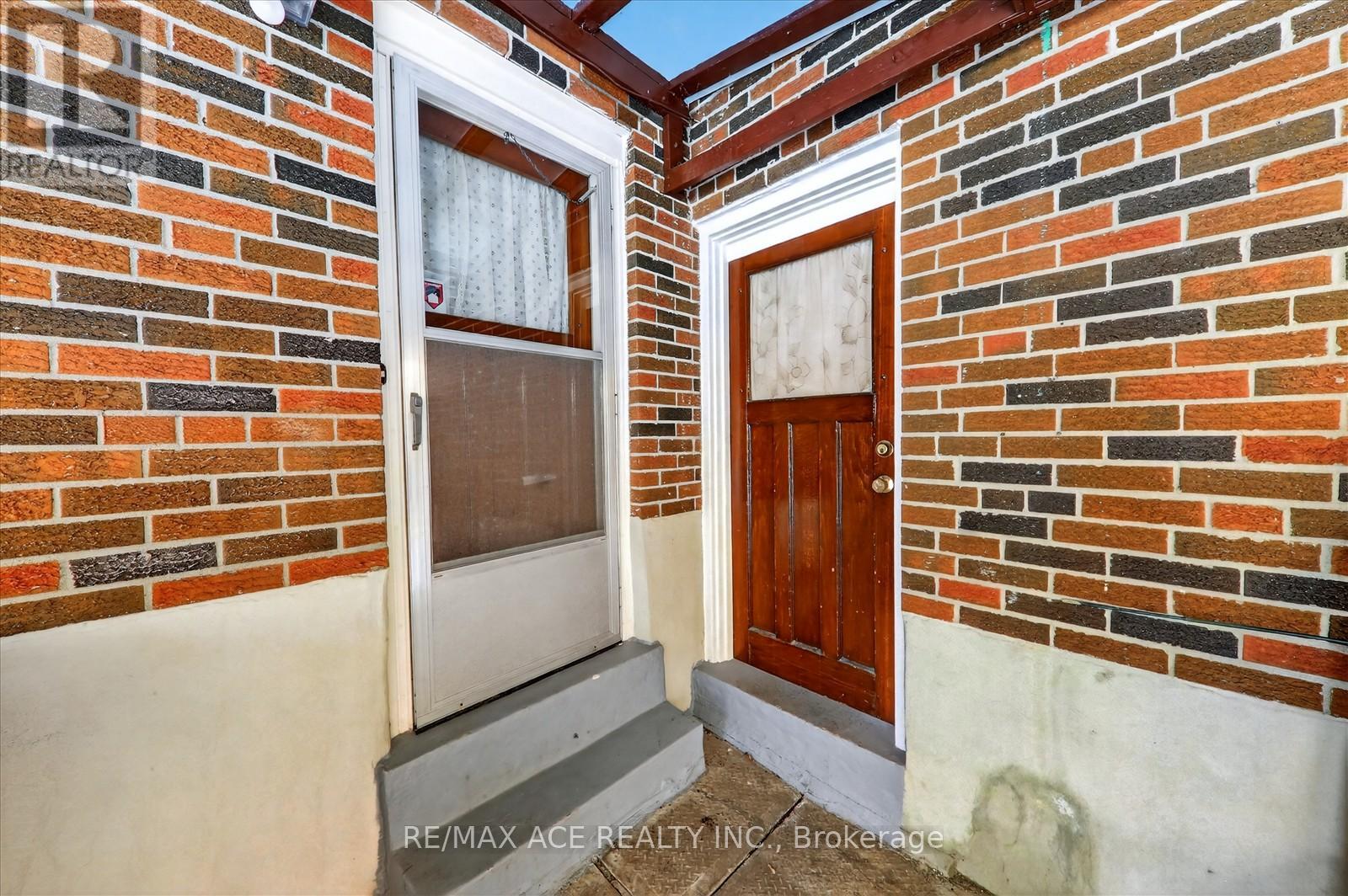 113 Magnolia Avenue, Toronto, Ontario  M1K 3K7 - Photo 37 - E12831462