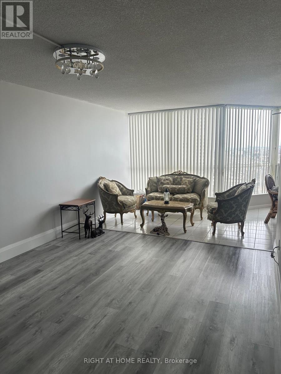 1506 - 3 Rowntree Road, Toronto, Ontario  M9V 5G8 - Photo 3 - W12826730