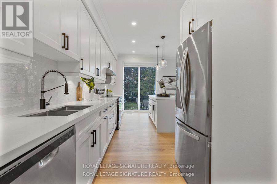 25 - 2295 Rochester Circle, Oakville, Ontario  L6M 5C9 - Photo 14 - W12831422