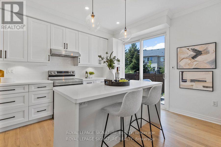 25 - 2295 Rochester Circle, Oakville, Ontario  L6M 5C9 - Photo 16 - W12831422