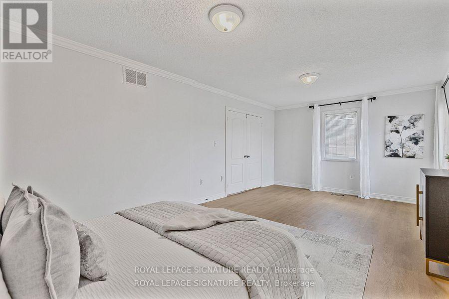 25 - 2295 Rochester Circle, Oakville, Ontario  L6M 5C9 - Photo 24 - W12831422