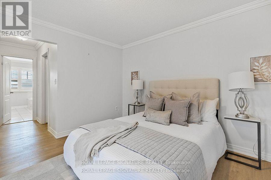 25 - 2295 Rochester Circle, Oakville, Ontario  L6M 5C9 - Photo 26 - W12831422